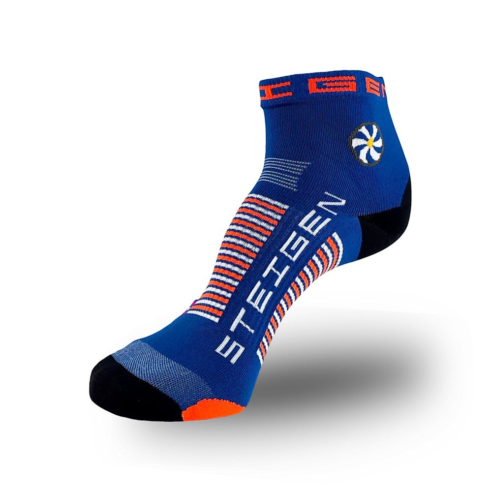 Meia Steigen cano baixo azul royal com detalhes em laranja e branco, ideal para corrida.