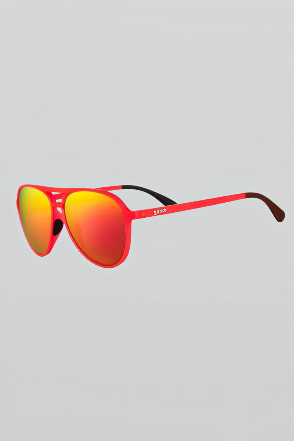Óculos de sol SPORTBR Goodr Captain Blunt's Red-Eye com armação vermelha e lentes espelhadas rosas polarizadas.