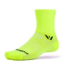 Meia de Compressão Swiftwick Aspire Four Cano Médio - Neon