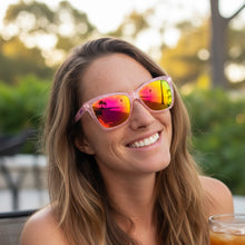 Óculos De Sol Goodr - Living In a Material Swirl