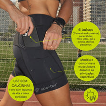 Bermuda de compressão feminina preta SPORTBR com 6 bolsos, ideal para corrida e atividades esportivas.
