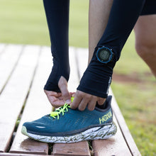 SPORTBR manguito esportivo preto com abertura para relógio e encaixe para dedo, ideal para corrida.