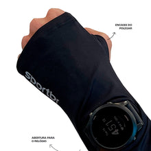 Manguito esportivo SPORTBR preto com abertura para relógio e encaixe para o polegar. Ideal para corrida.