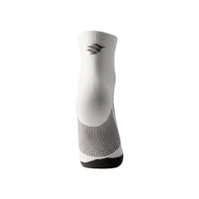 Meia branca cano baixo SPORTBR com logo cinza, ideal para corrida e treino.