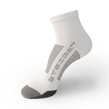 Meia branca cano baixo SPORTBR Steigen com detalhes em cinza, ideal para corrida e esportes.
