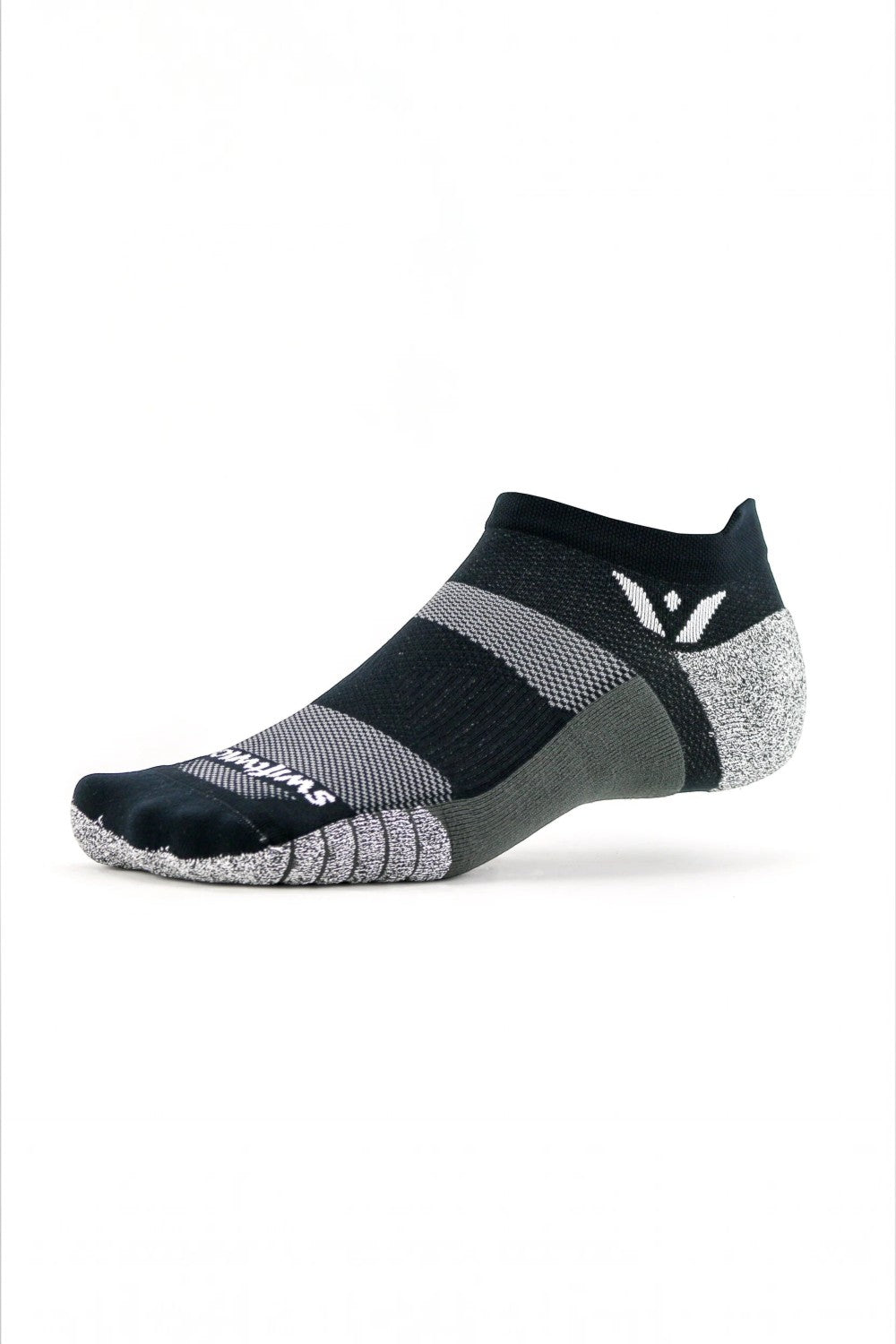 Meia de compressão SPORTBR Swiftwick Flite XT preta com tecnologia AnkleLock e GripDry para estabilidade esportiva