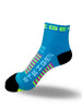 Meia infantil cano baixo azul da SPORTBR com listras neon e logo Steigen, ideal para esportes.