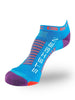 Meia Steigen sem cano azul com detalhes em laranja e roxo, ideal para corrida e treino.