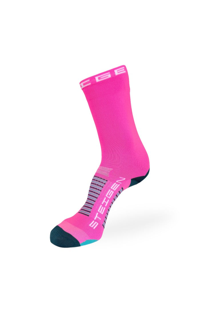 Meia de corrida SPORTBR Steigen cano alto na cor rosa, com design técnico sem costura e tecido respirável.
