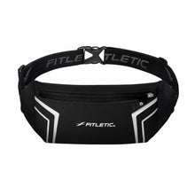 Pochete preta Fitletic Blitz com zíper e detalhes refletivos, ideal para corrida e uso diário.