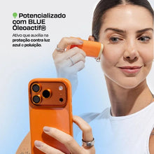 SPORTBR Protetor solar facial antioleosidade e antiacne FPS 99 com embalagem laranja, toque seco e acabamento matte.