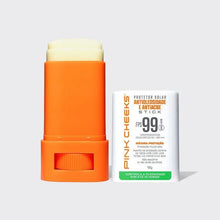Protetor solar facial em bastão Pink Cheeks FPS 99, antioleosidade e antiacne, com toque seco e acabamento matte.