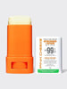 Protetor solar facial em bastão Pink Cheeks FPS 99, antioleosidade e antiacne, com toque seco e acabamento matte.