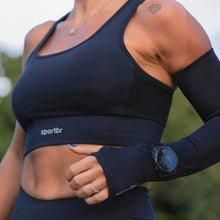 Top esportivo preto de alta sustentação SPORTBR com modelagem nadador, ideal para corrida e treinos intensos.