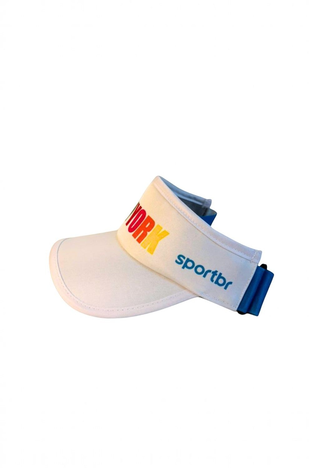 Viseira SPORTBR New York branca com ajuste elástico azul, tecido tecnológico leve e estampa colorida frontal.