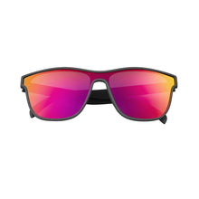 Óculos de sol cinza unissex com armação quadrada e lente única rosa espelhada, polarizada com proteção UV400. O acessório é leve, confortável e não escorrega ou pula no rosto ao realizar esportes.