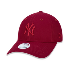 Boné New York Yankees Feminino 9TWENTY MLB - Vinho