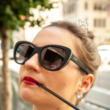 Óculos de Sol Goodr - Breakfast Run To Tiffanys
