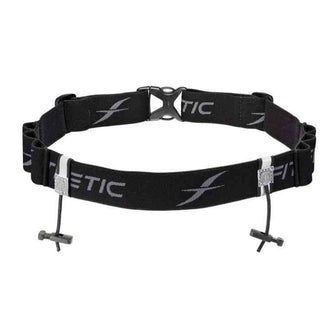 Cinto para Corrida Fitletic Race II com Porta Gel e Número - Preto. Suporte Prático e Funcional: ideal para corridas e esportes em geral. Design Minimalista: suporte para número de corrida sem usar alfinetes que danificam as roupas. Espaço para Géis: capacidade para até 6 géis, perfeito para maratonistas e triatletas. Conforto: tecido macio e elástico, praticamente imperceptível durante o uso. Ajuste na Cintura: regulável para tamanhos entre 20" e 60" polegadas. Segurança: áreas refletivas para maior.