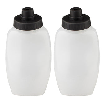 Par de Garrafas de reposição 237ml, ideal para garantir que você sempre tenha líquidos à disposição durante suas atividades físicas. Cada garrafa tem capacidade de 237ml (8oz), perfeita para manter-se hidratado durante corridas ou treinos. Projetadas especificamente para cinto de hidratação Fitletic, garantindo um encaixe perfeito. Feitas com materiais duráveis e seguros para a saúde. Design Ergonômico: Facilita a pega e o uso durante a atividade.